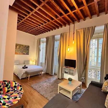 Larios Deluxe Studio مالقة المظهر الخارجي الصورة