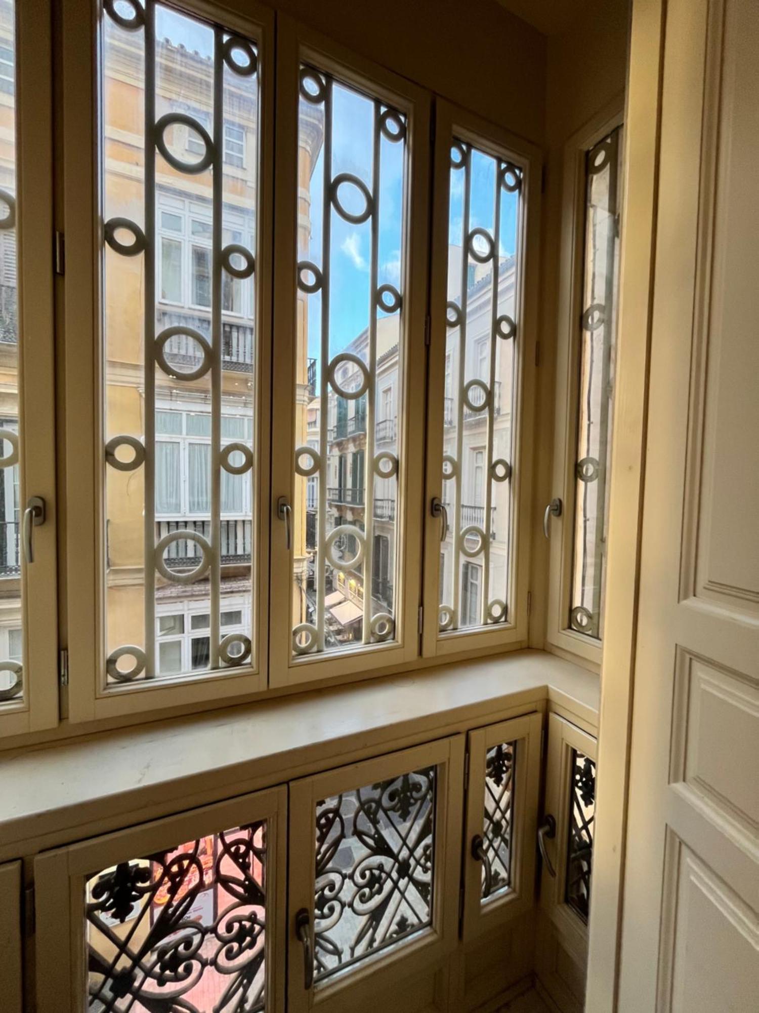 Larios Deluxe Studio مالقة المظهر الخارجي الصورة